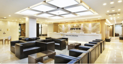 Fine World Kim Yangje Dermatology Clinic